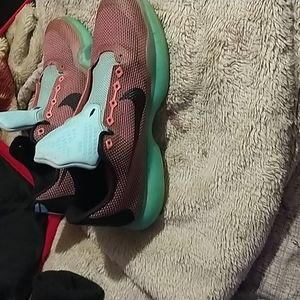 Kobe's basketball shoes